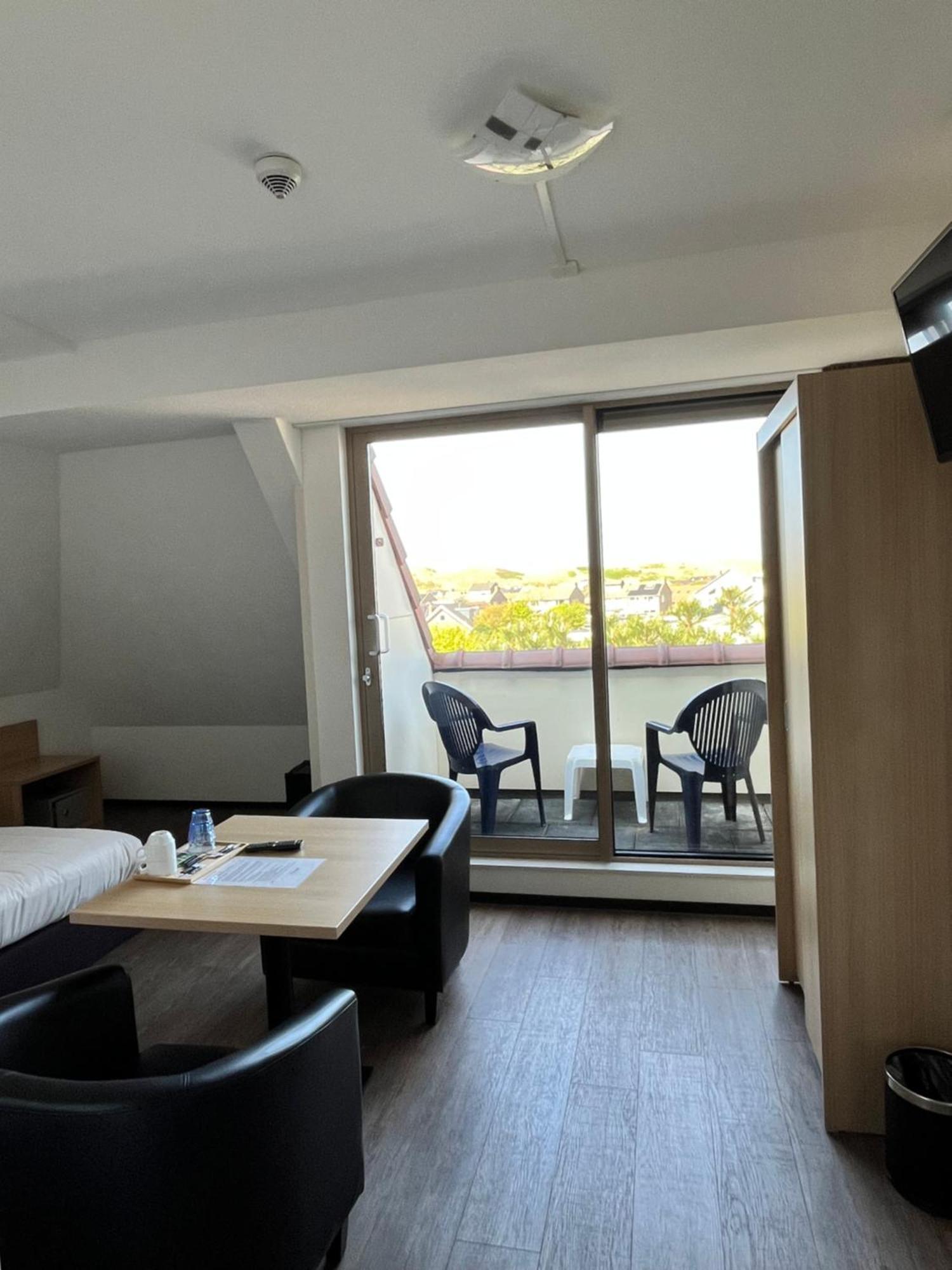 Hotel Het Zwaantje Калантсоог Екстериор снимка